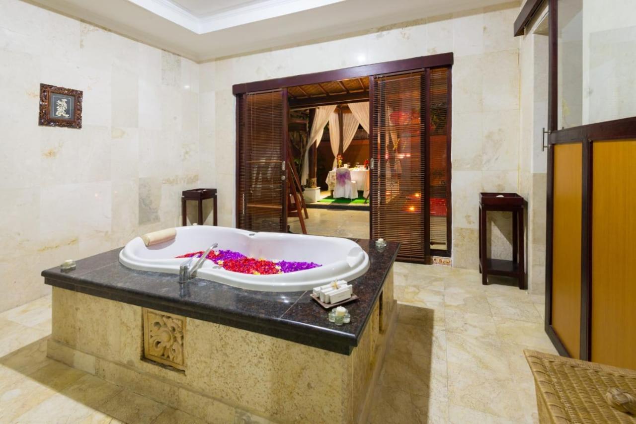 One Bedroom Private Pool Kuta